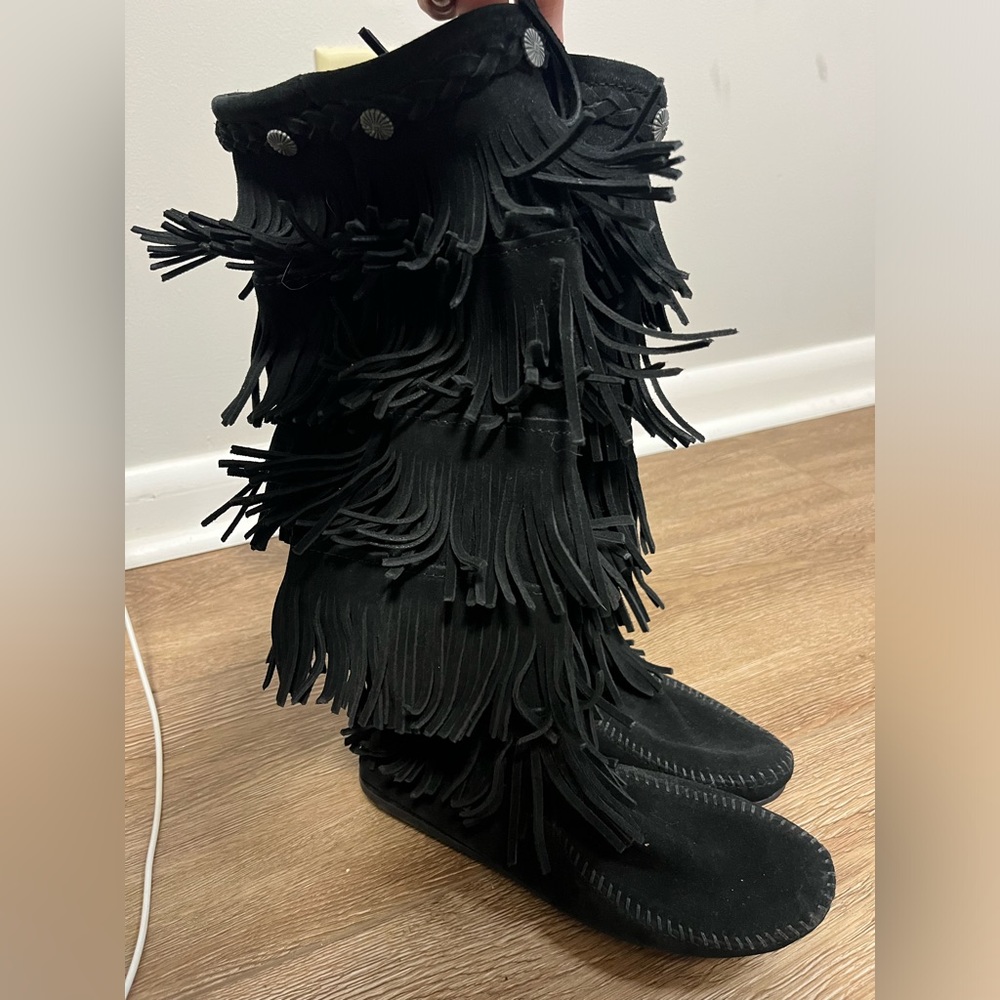 MINNETONKA | tall fringe boots
